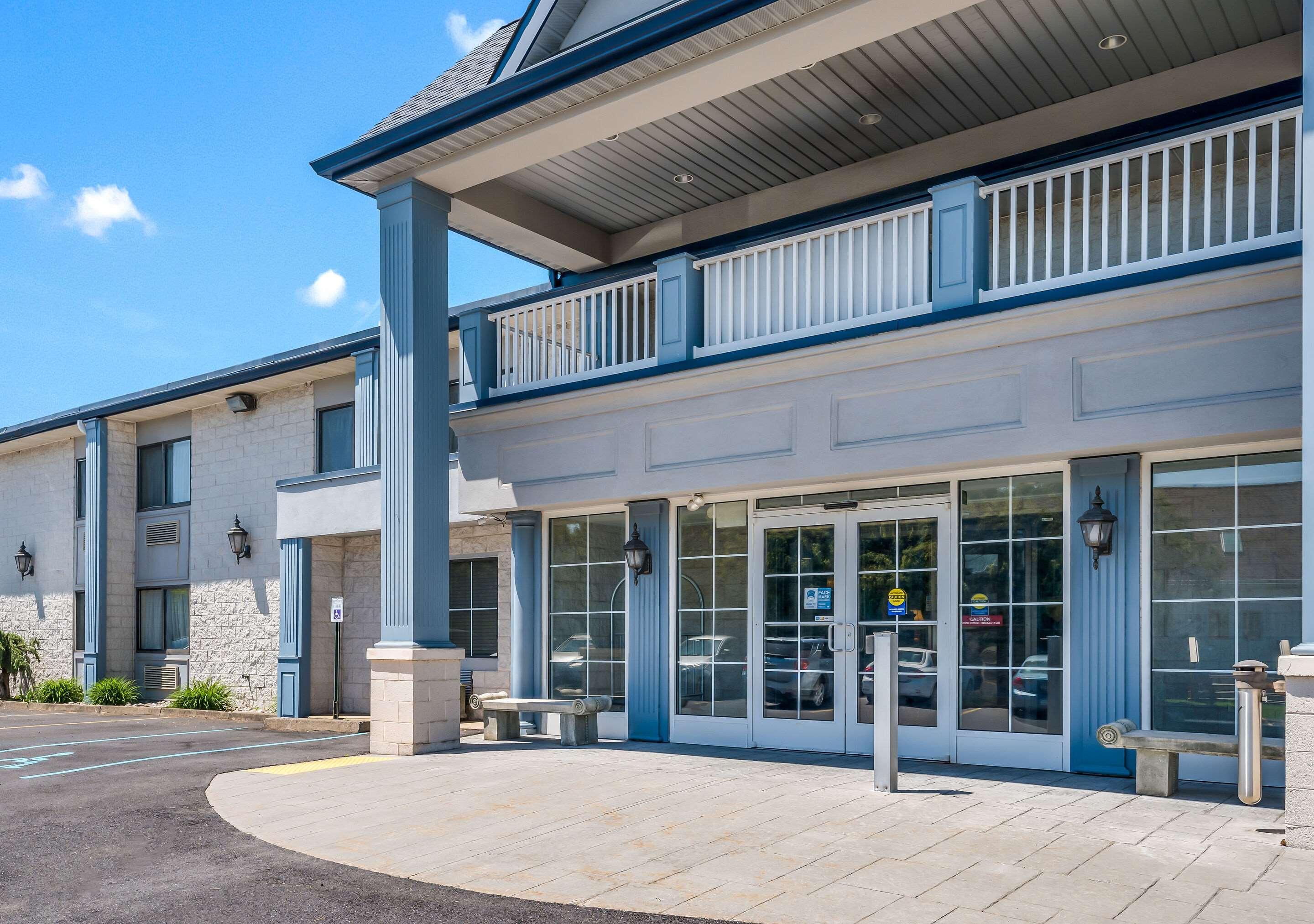 Econo Lodge Quakertown Exterior foto